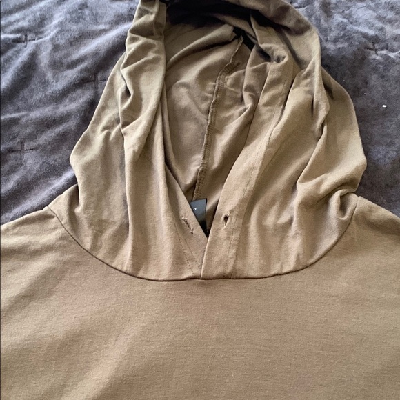 Olive Green Women's Hooded Top - Picture 5 of 10